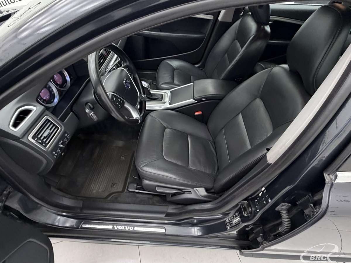 Volvo V70, 1.6 l., Универсал