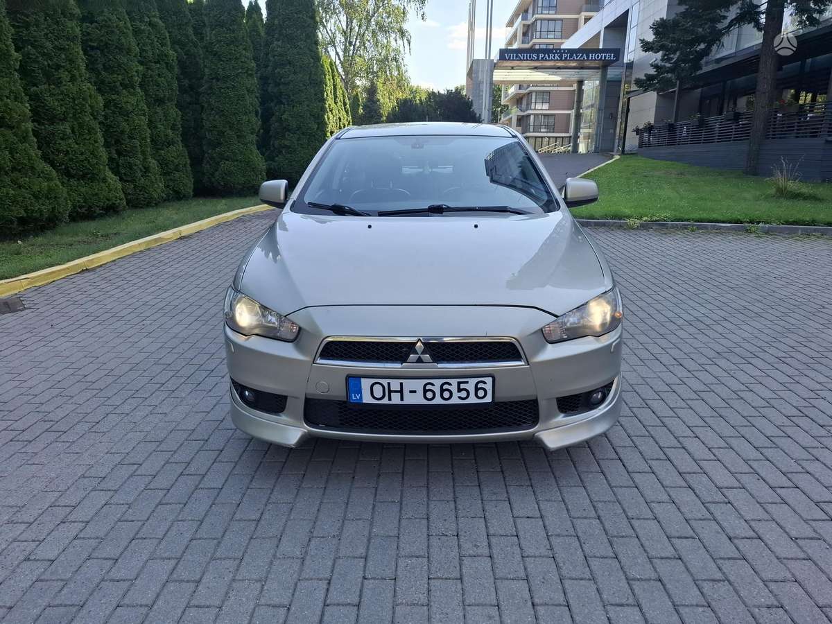 Mitsubishi Lancer, 1.8 l., Седан