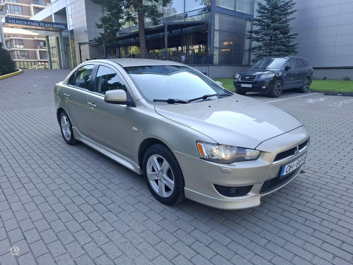 Mitsubishi Lancer, 1.8 l., Седан