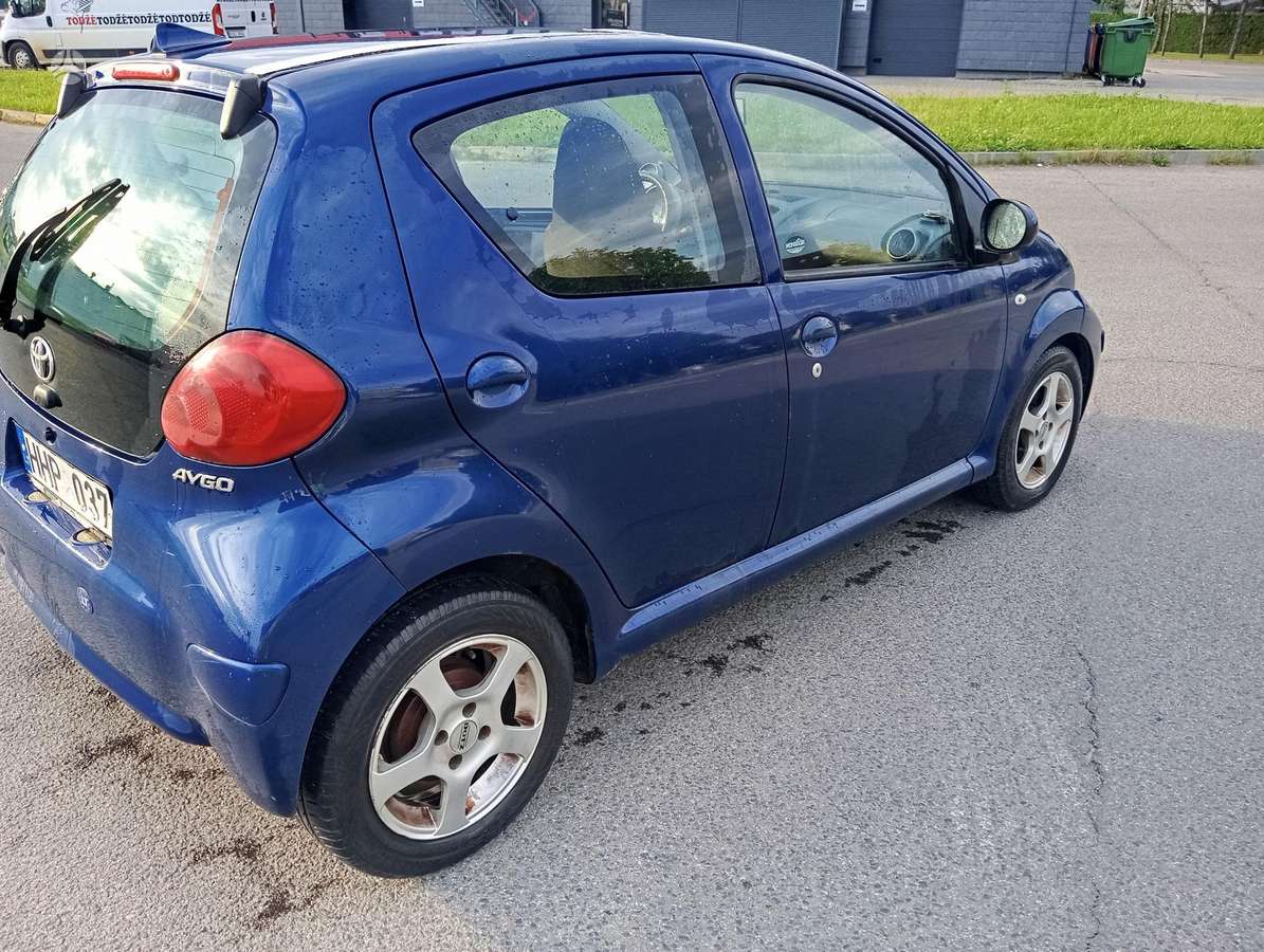 Toyota Aygo, 1.0 l., hatchback
