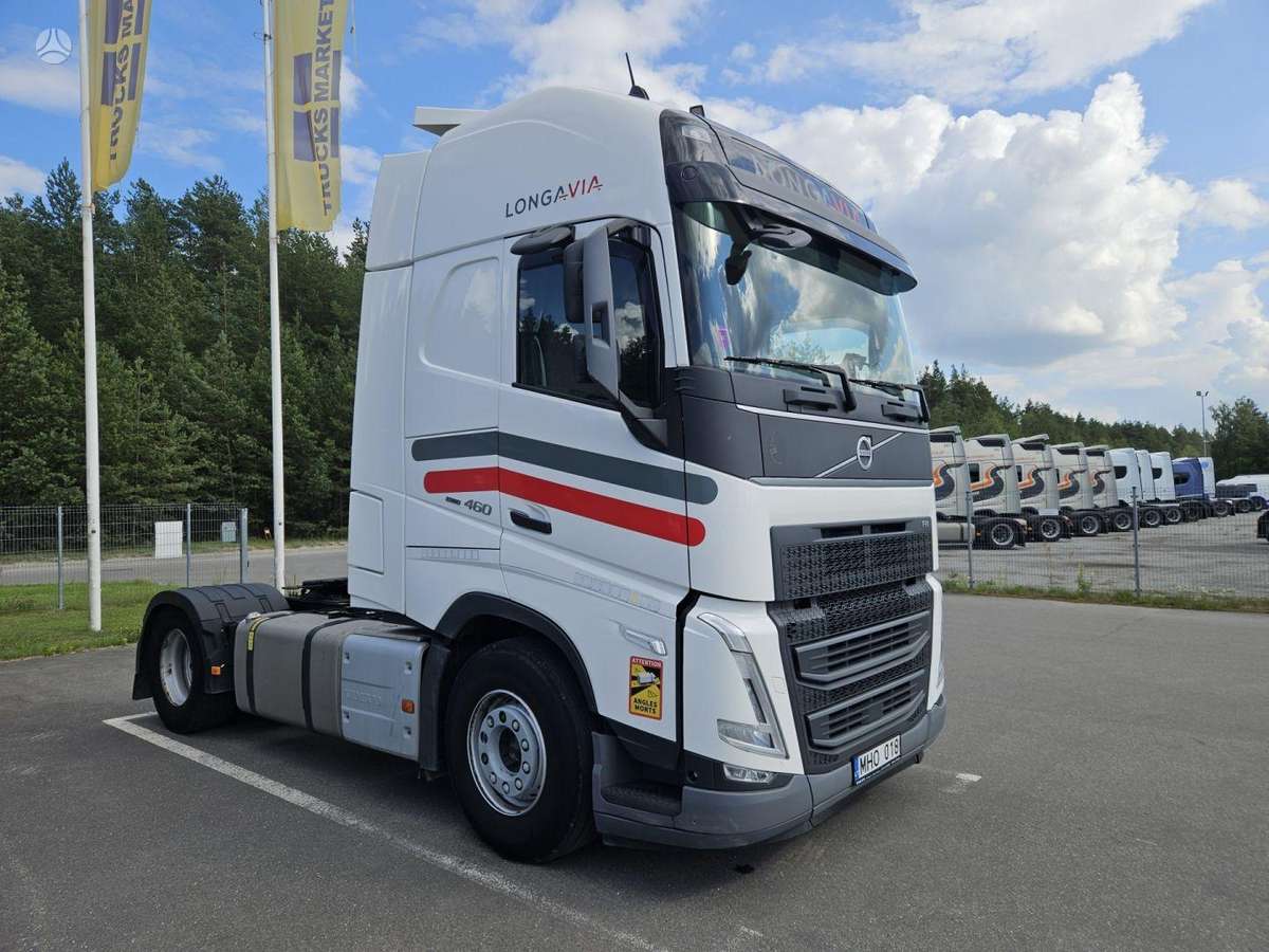 Volvo 460 XL, double sleeper