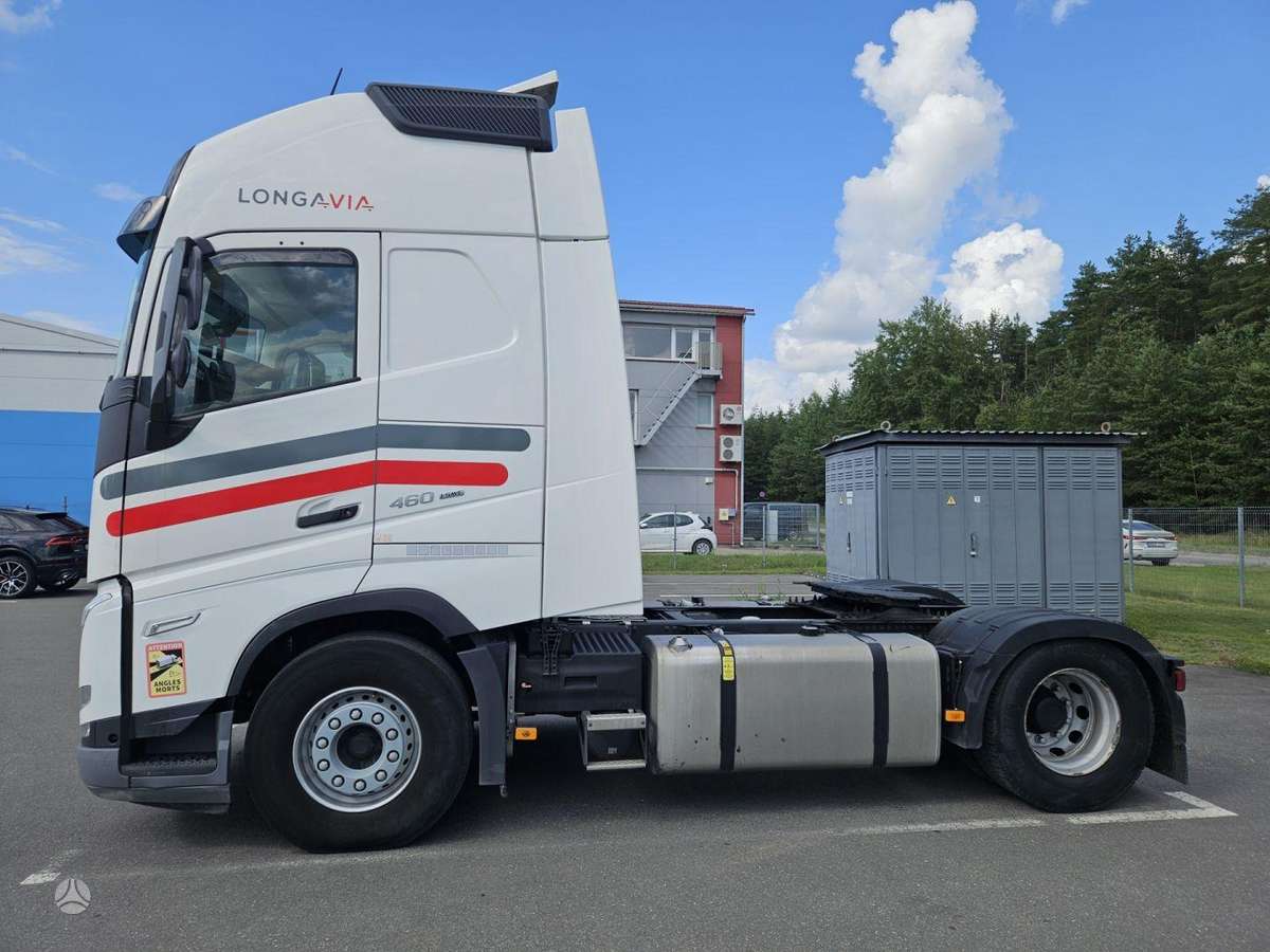 Volvo 460 XL, double sleeper
