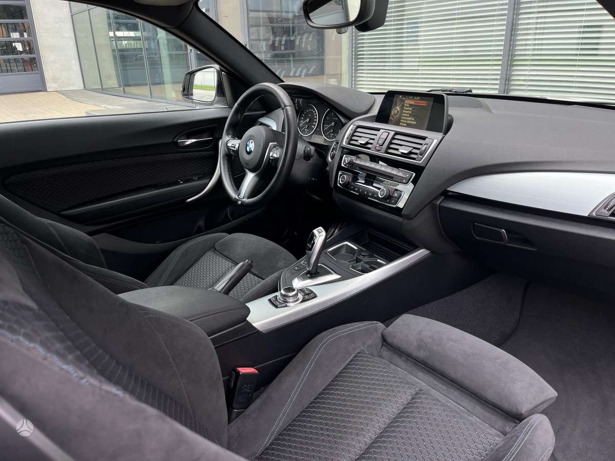 BMW 220, 2.0 l., coupe
