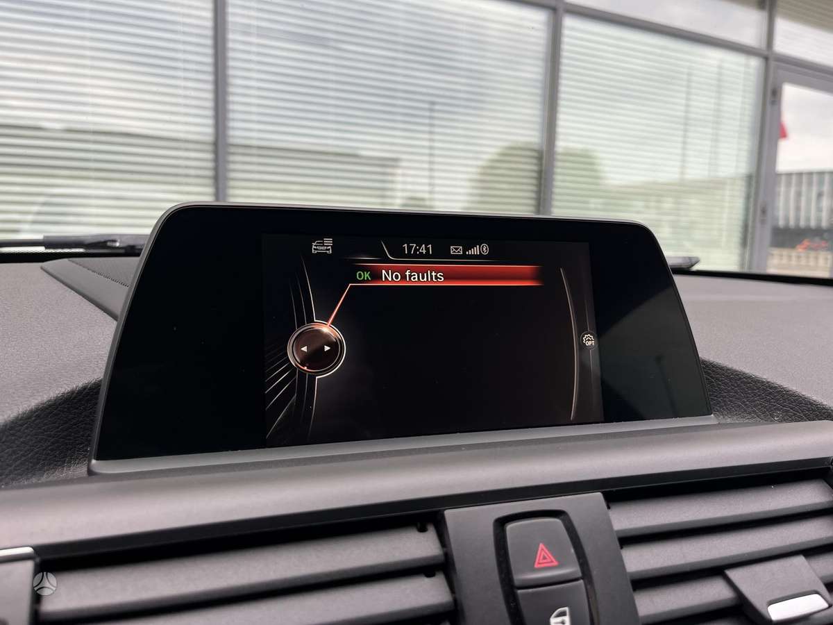 BMW 220, 2.0 l., coupe