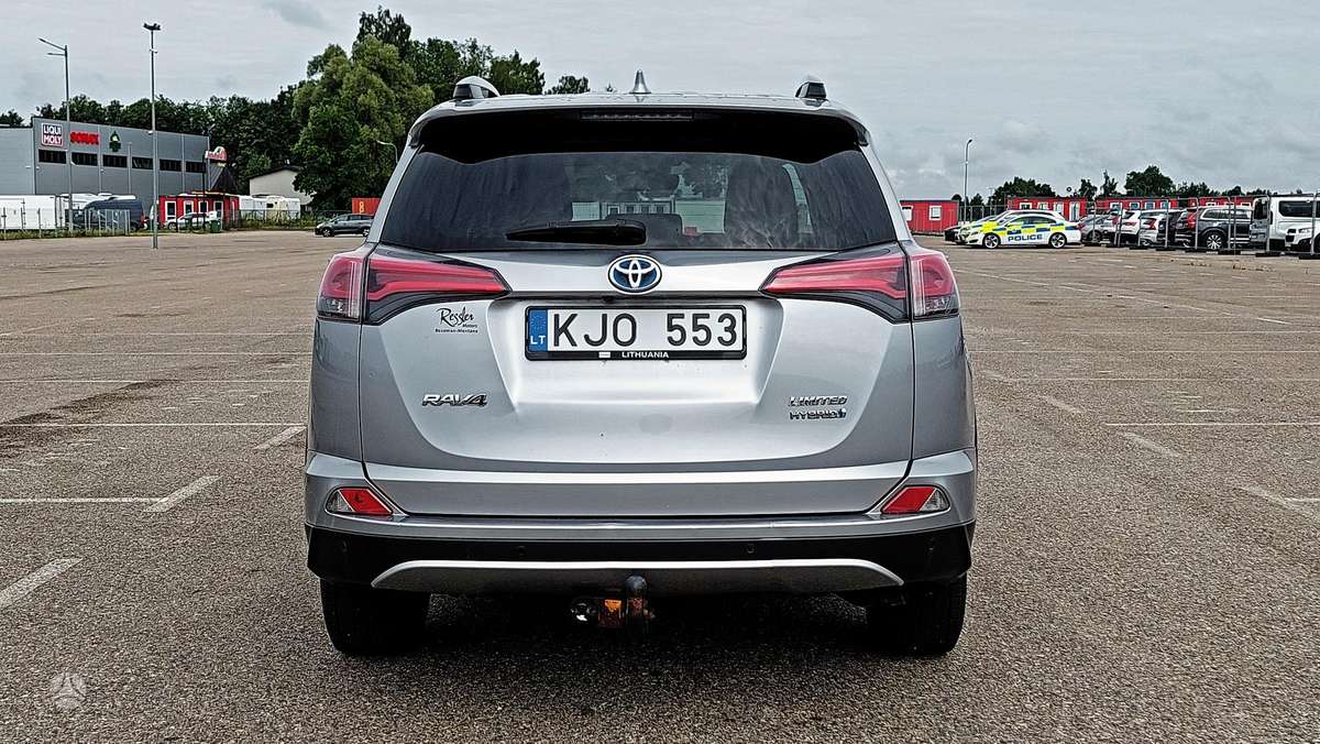 Toyota RAV4 - 9