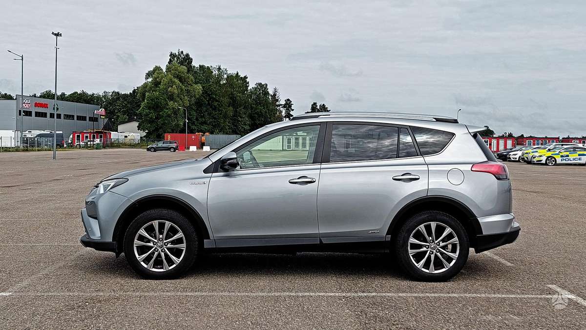 Toyota RAV4 - 12