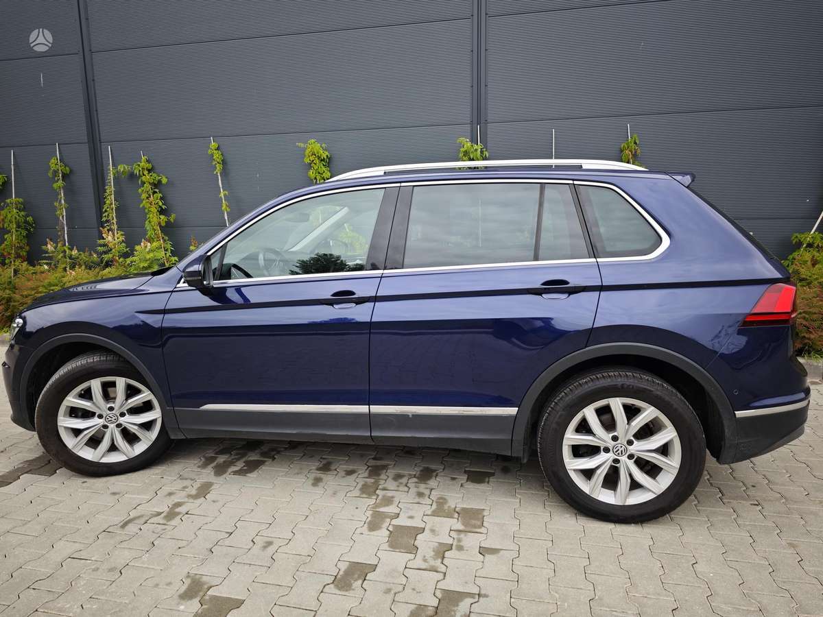Volkswagen Tiguan - 8