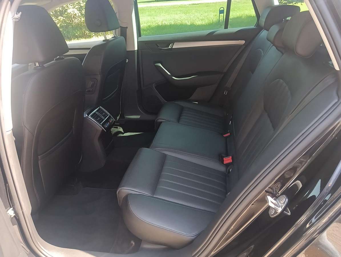 Skoda Superb, 2.0 l., Универсал