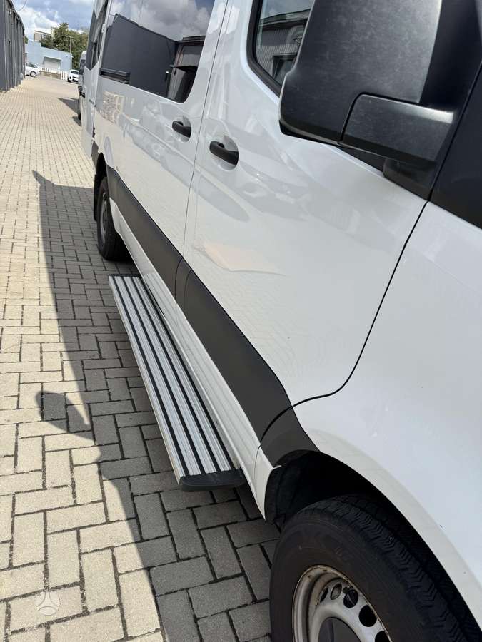 Mercedes-Benz Sprinter детали кузова
