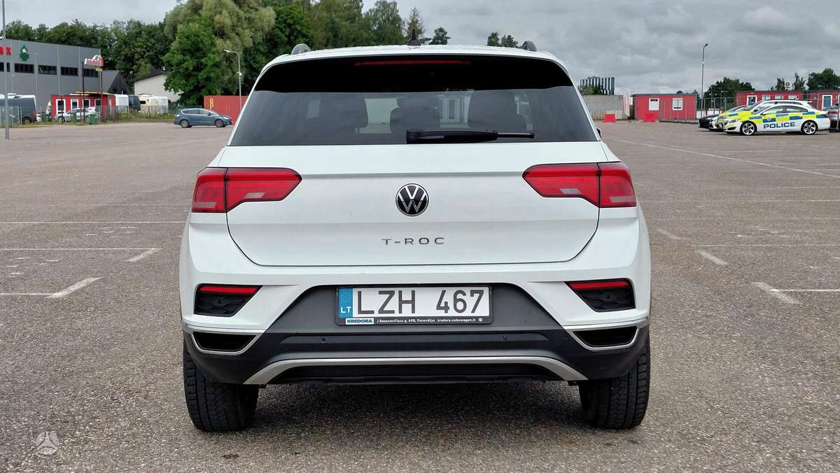 Volkswagen T-Roc - 9