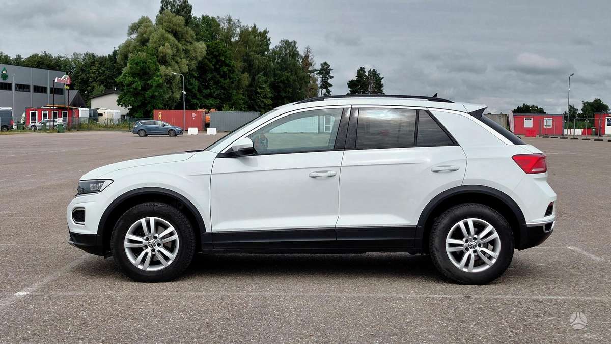 Volkswagen T-Roc - 10