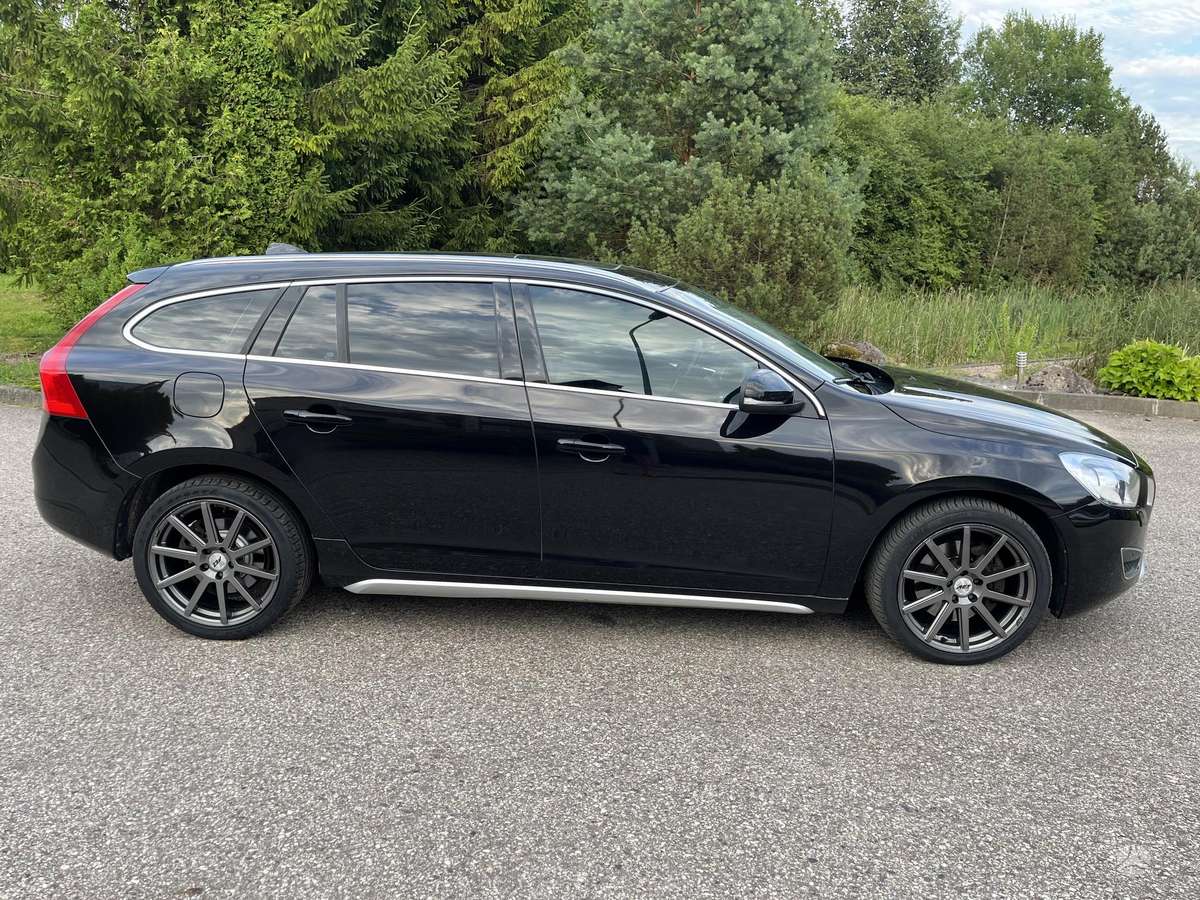 Volvo V60, 2.4 l., Универсал