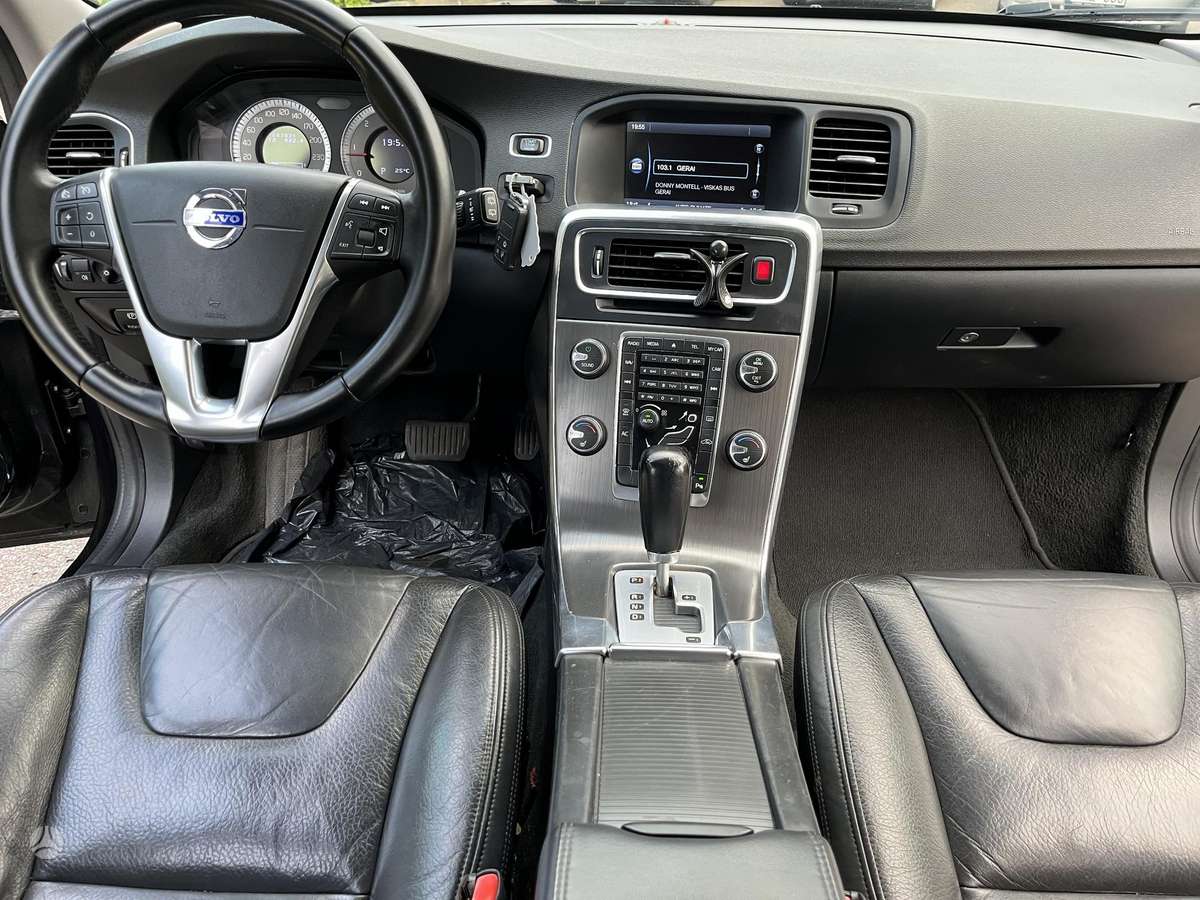 Volvo V60, 2.4 l., Универсал