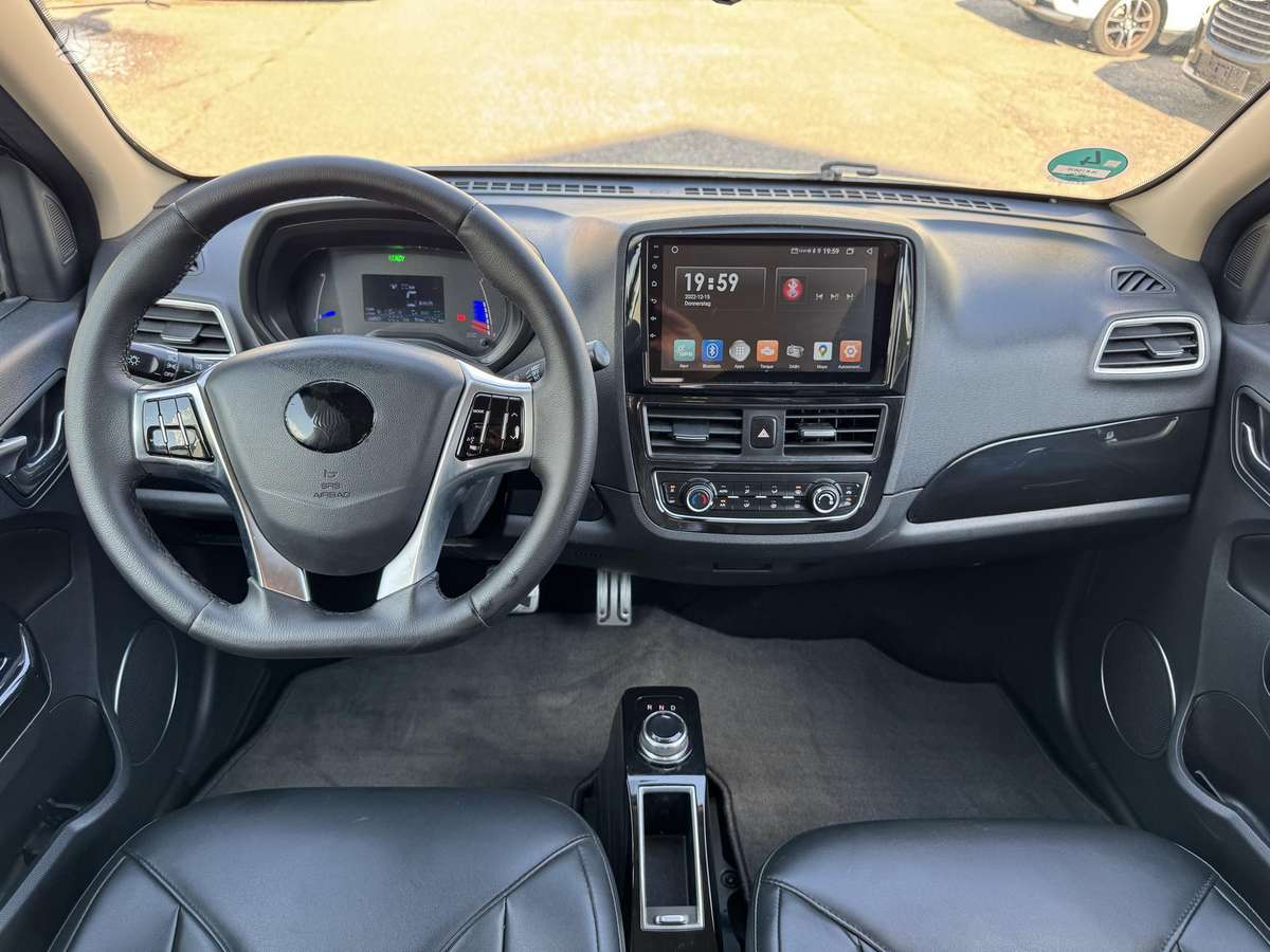 Zhidou KWB, 27 kWh, hatchback