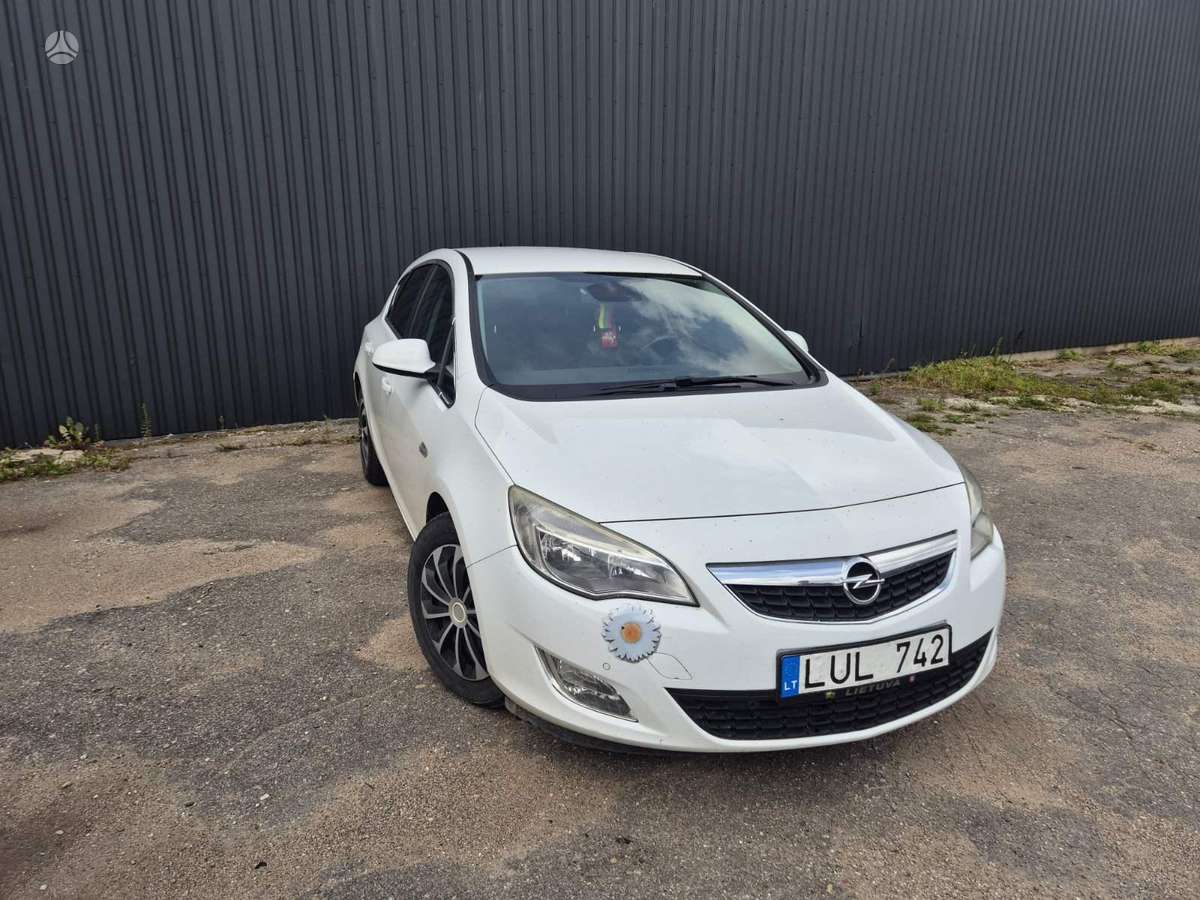 Opel Astra, 1.7 l., Хэтчбек
