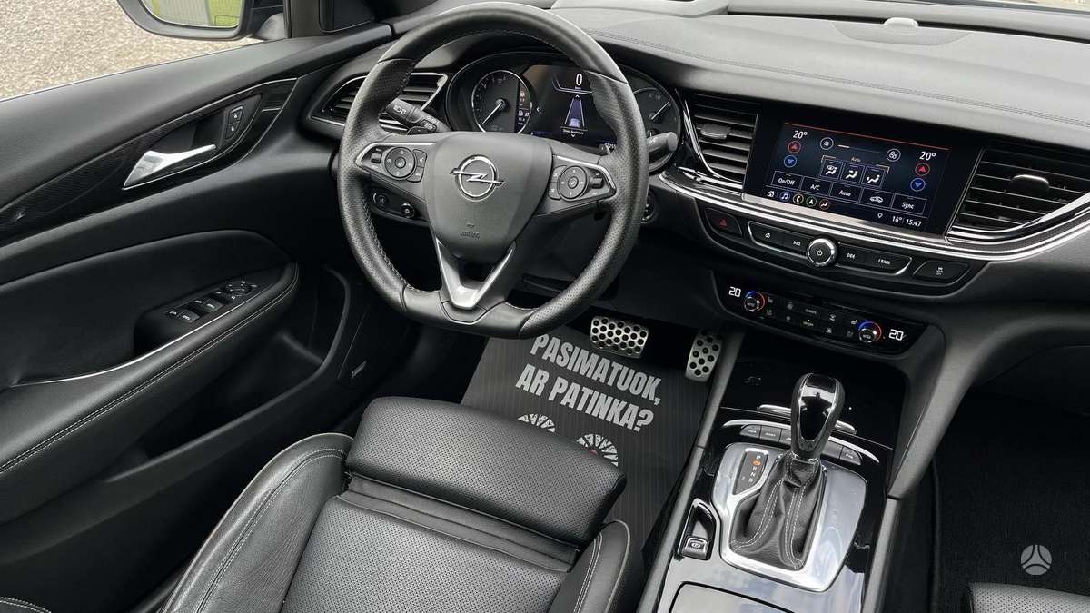 Opel Insignia, 2.0 l., hatchback