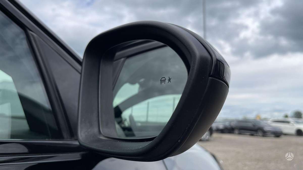 Opel Insignia, 2.0 l., hatchback
