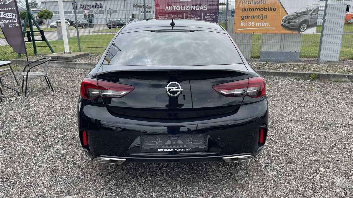 Opel Insignia, 2.0 l., hatchback