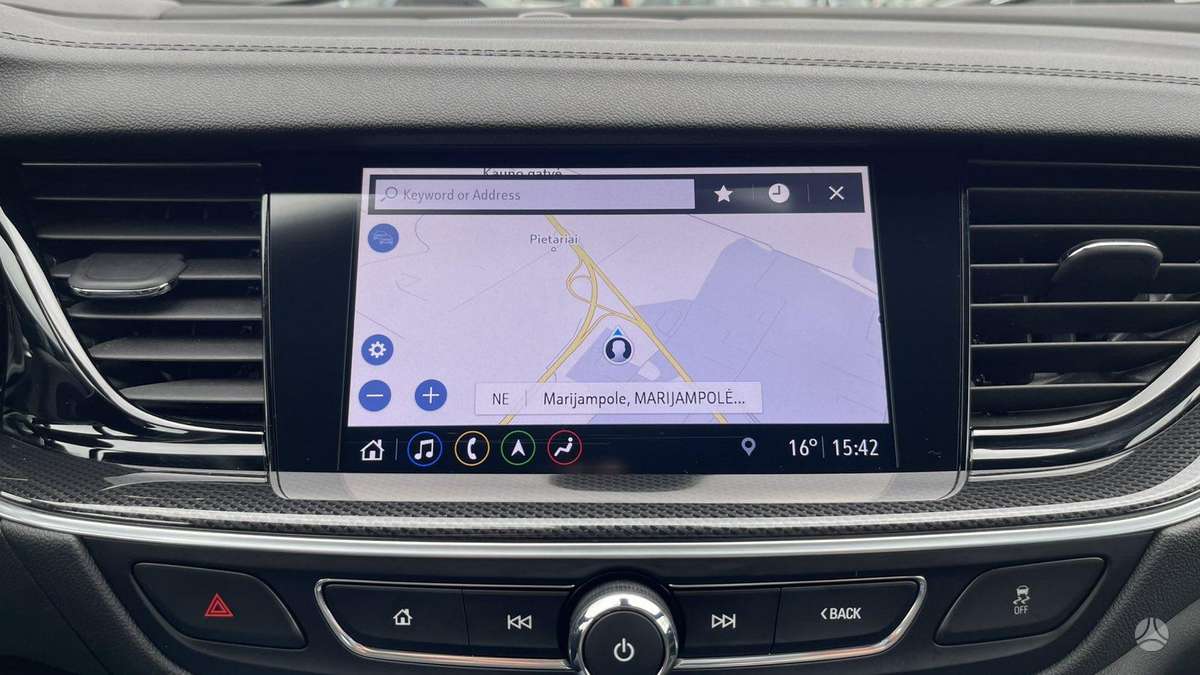 Opel Insignia, 2.0 l., hatchback