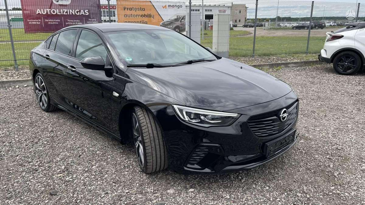 Opel Insignia, 2.0 l., hatchback