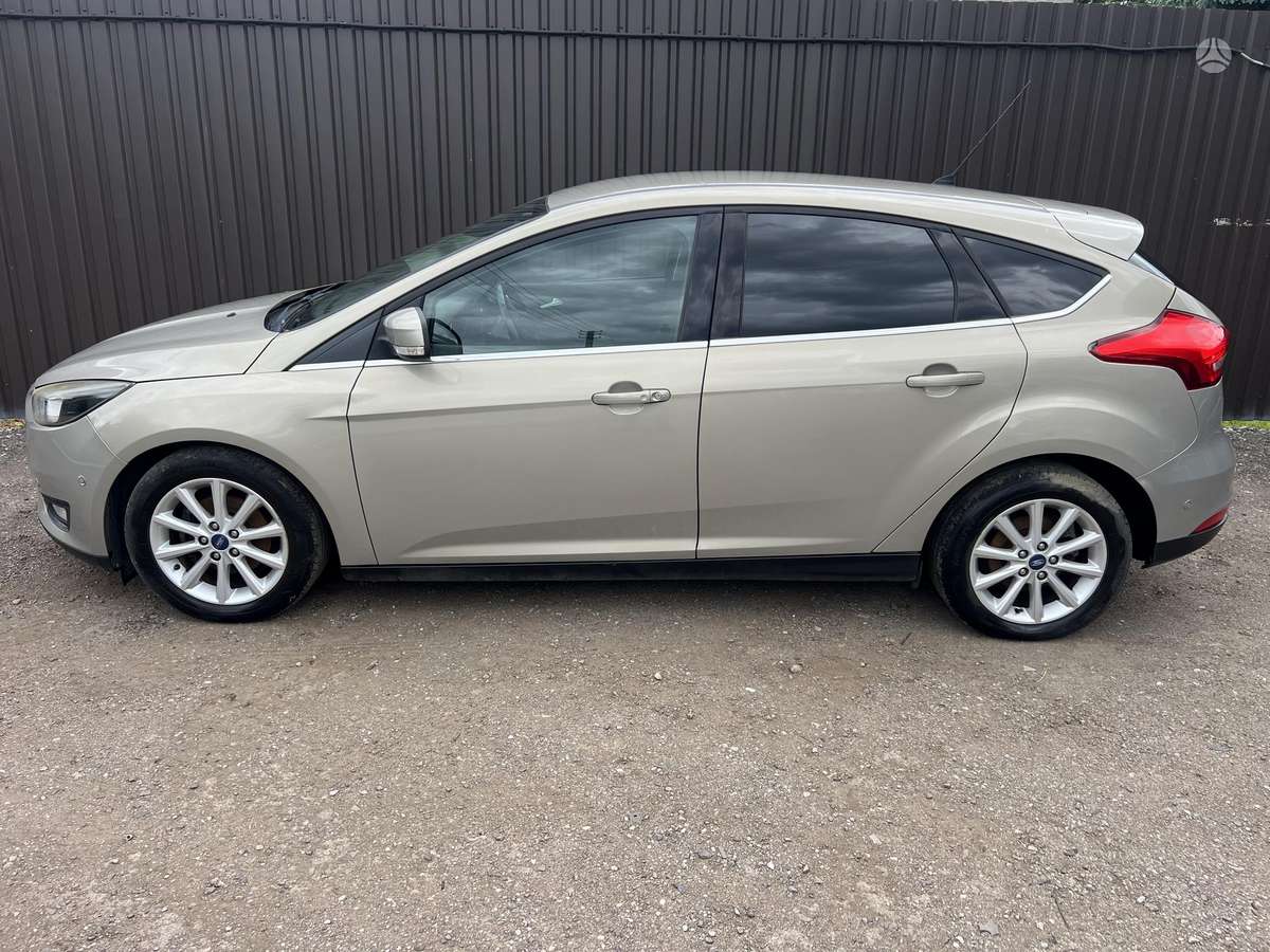 Ford Focus, 1.0 l., Хэтчбек
