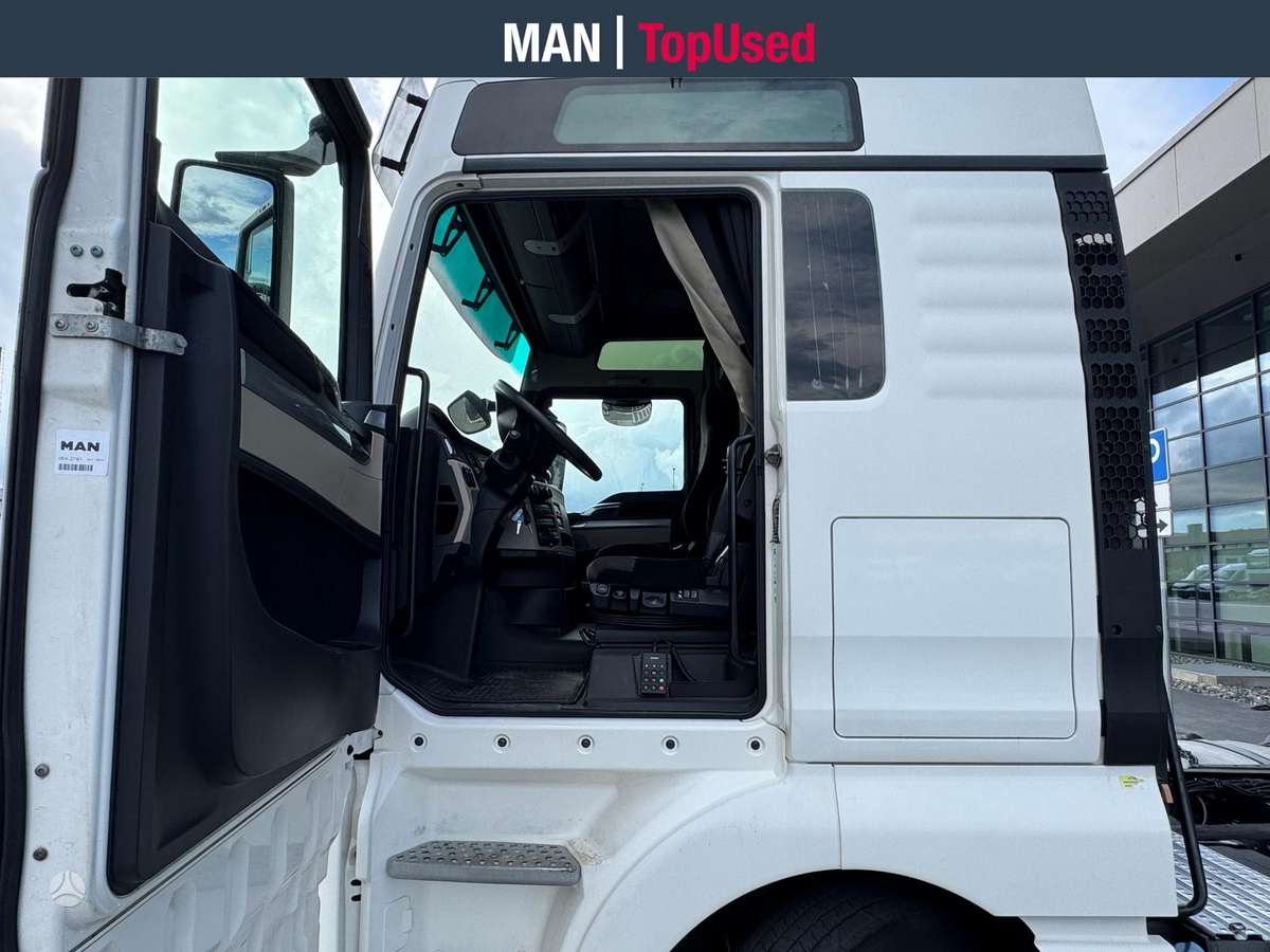 MAN TGX 18.460 4X2 BLS (01023), double sleeper