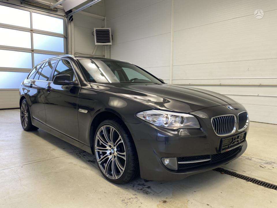 BMW 530, 3.0 l., Универсал