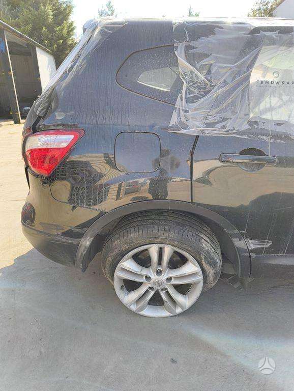 Nissan Qashqai+2
