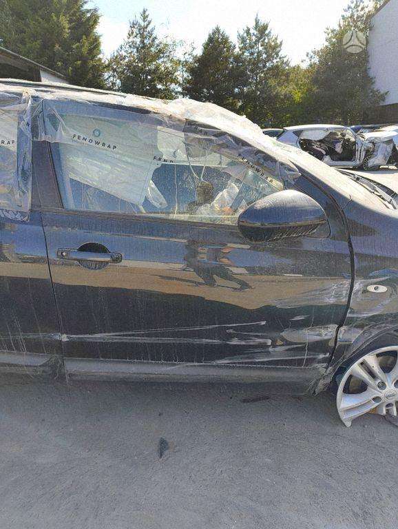 Nissan Qashqai+2