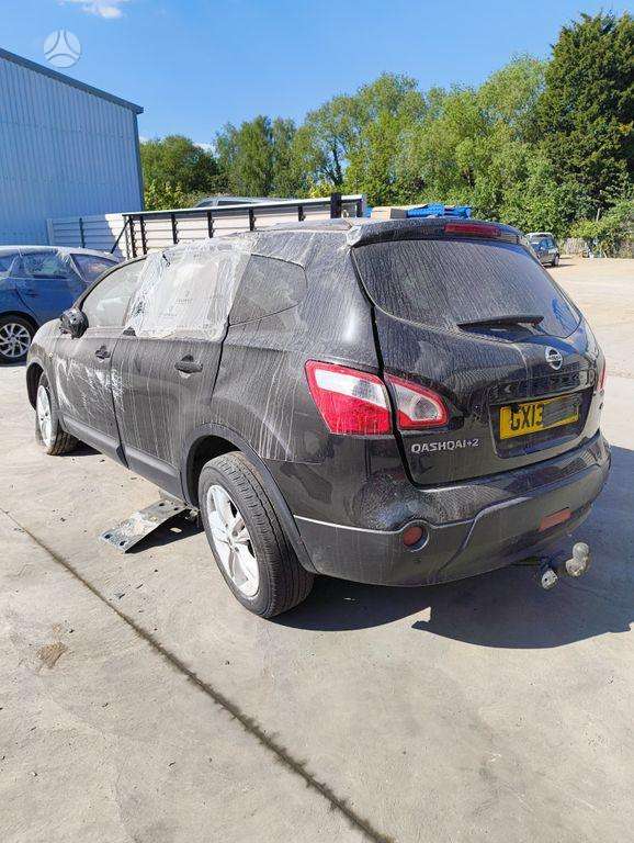 Nissan Qashqai+2