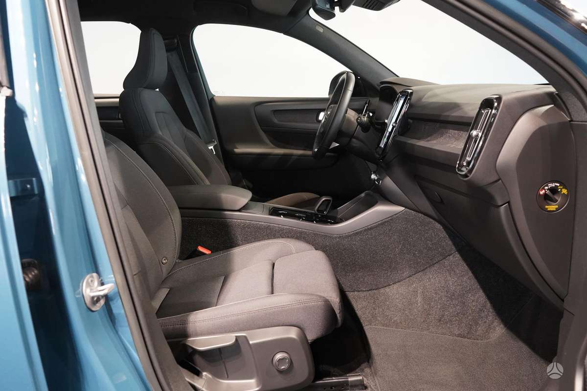 Volvo XC40 - 10