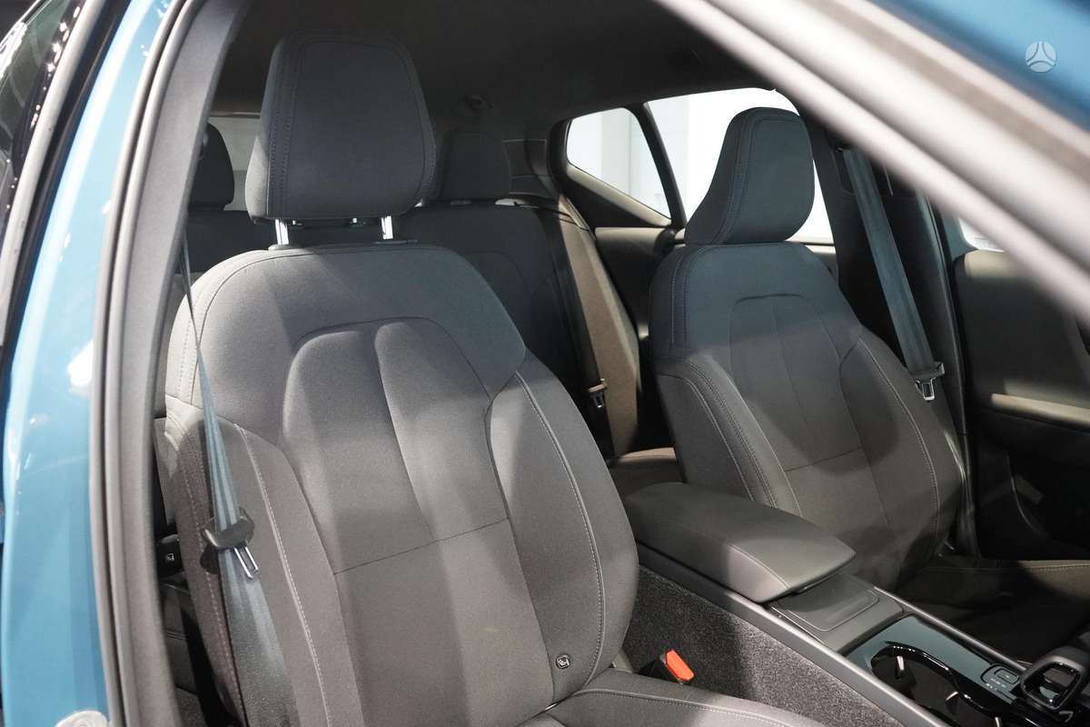 Volvo XC40 - 11