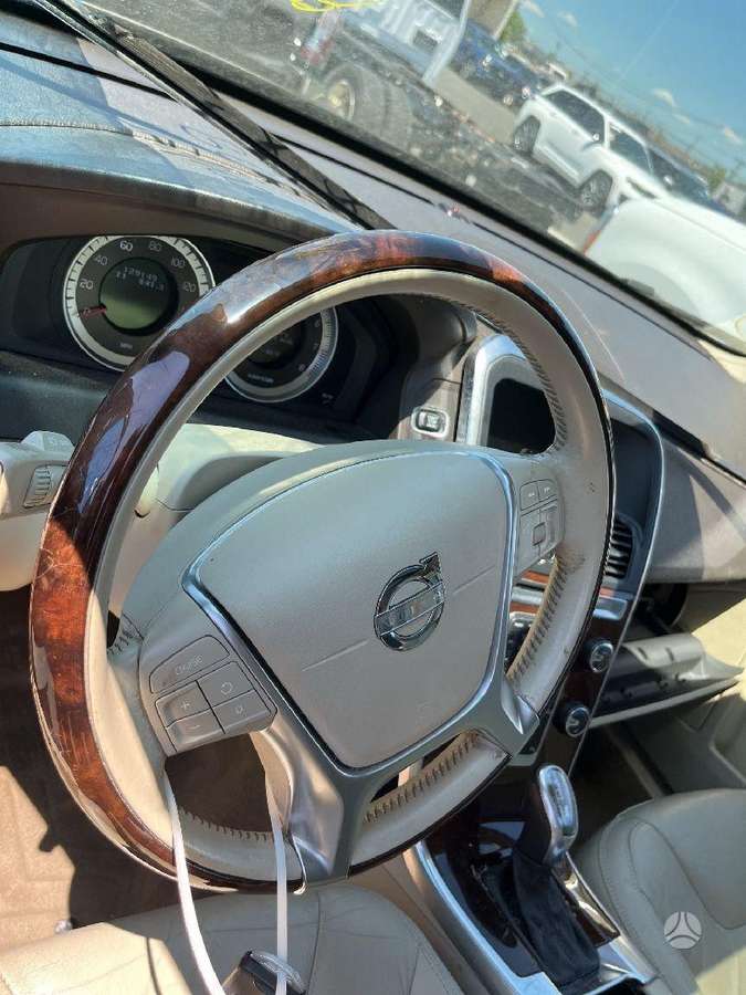 Volvo XC60 - 7