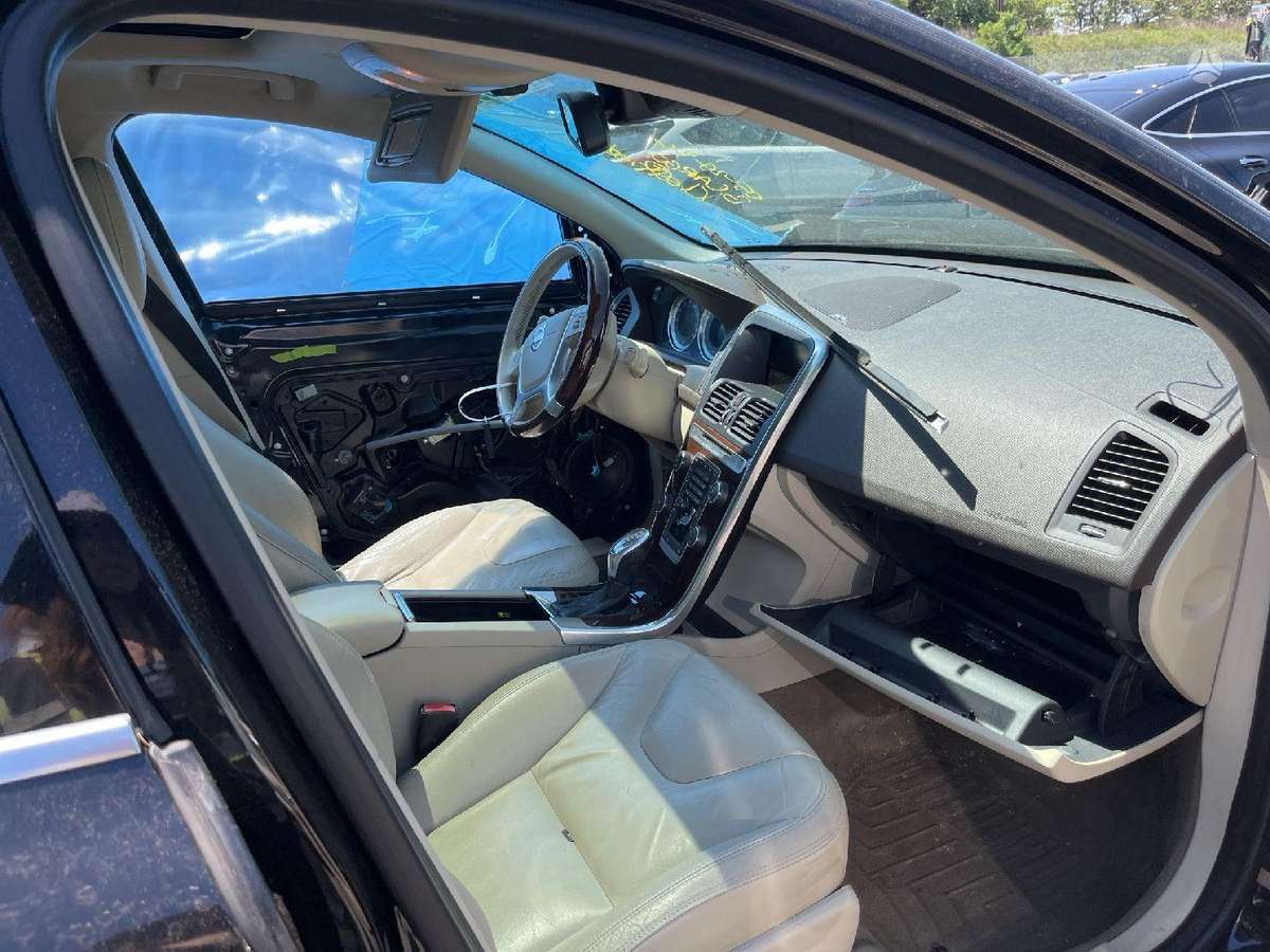 Volvo XC60 - 8