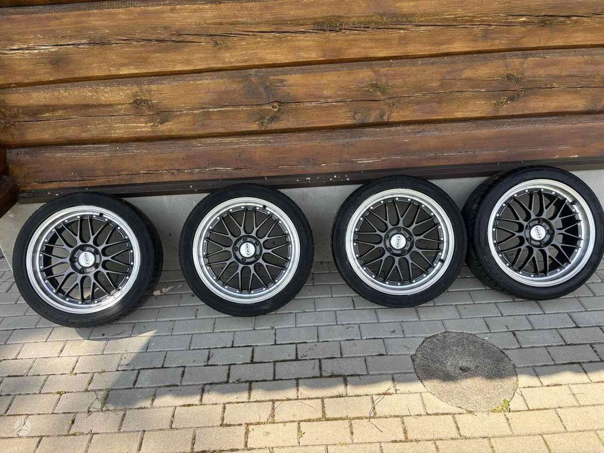 Audi, light alloy, R18