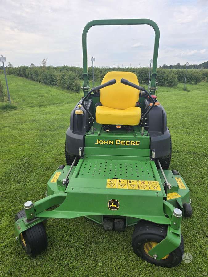 John Deere 997 Z-TRAK, traktoriai