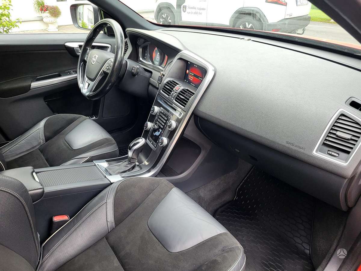 Volvo XC60 - 8