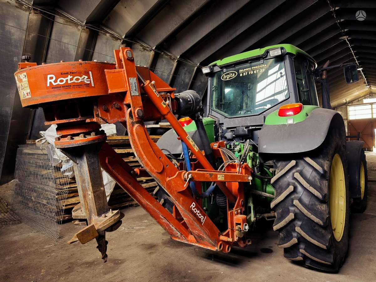 John Deere 6620, буровая машина