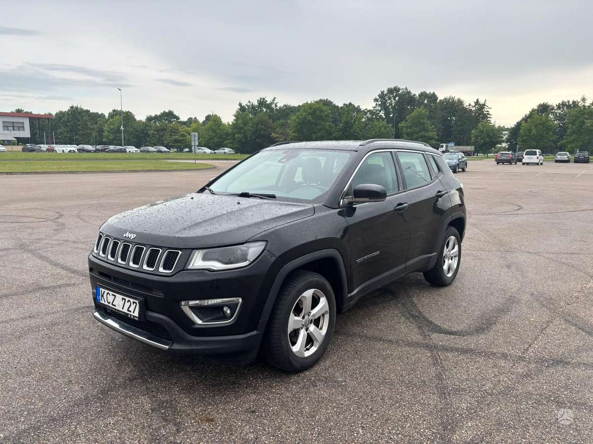 Jeep Compass, 2.0 l., off-road / crossover