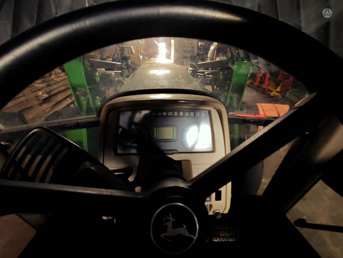 John Deere 6620, буровая машина