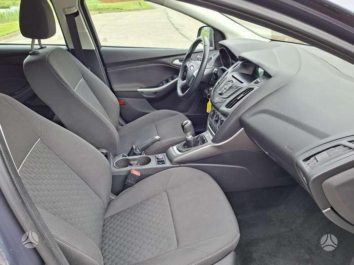 Ford Focus, 1.0 l., Хэтчбек