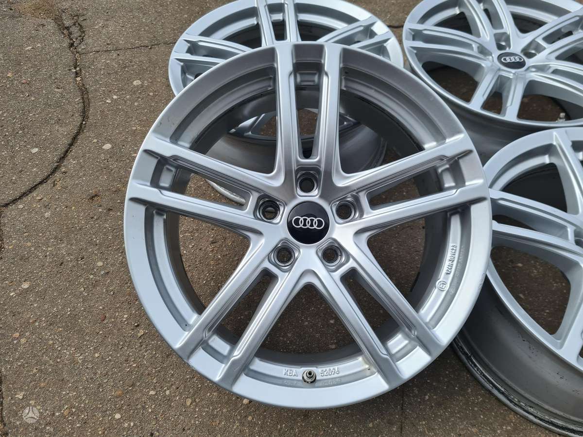 Audi A5, light alloy, R17