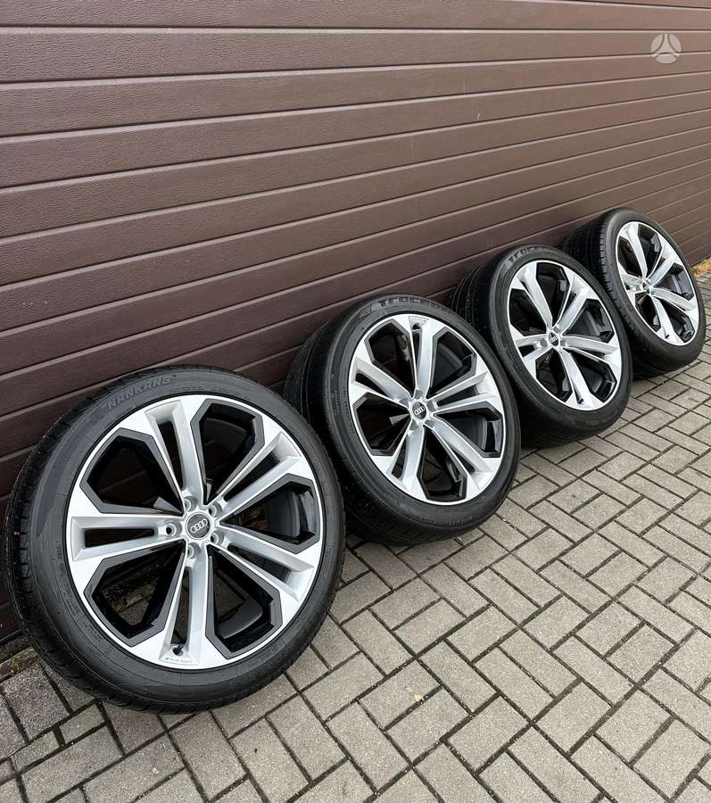 Audi Q7-Q8, light alloy, R22