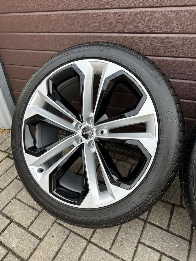 Audi Q7-Q8, легкосплавные , R22