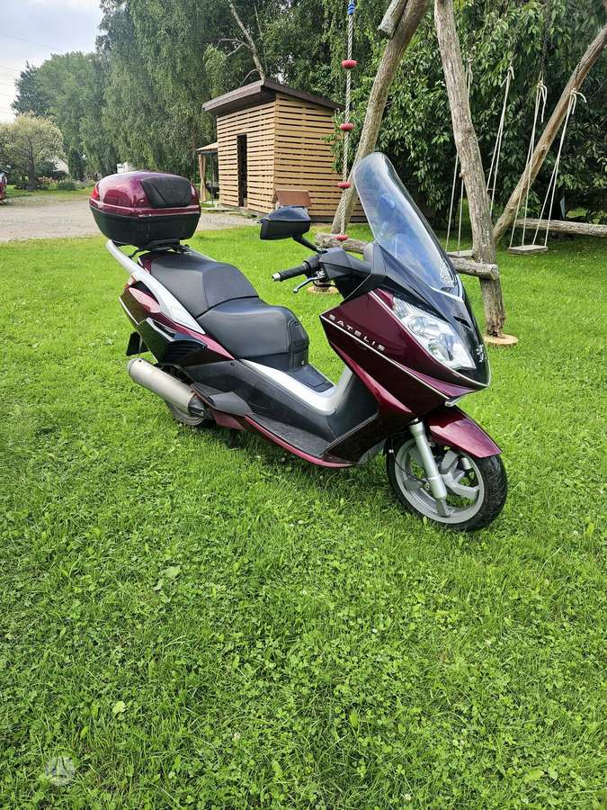 Peugeot Satelis 125cc, scooters / mopeds