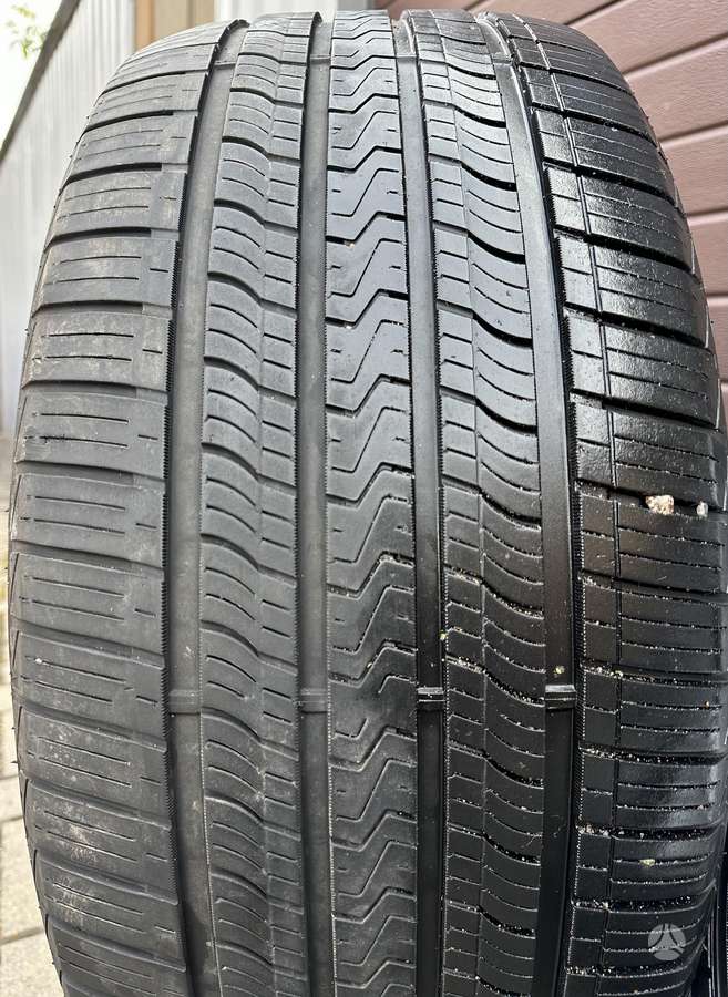 Audi Q7-Q8, lengvojo lydinio, R22