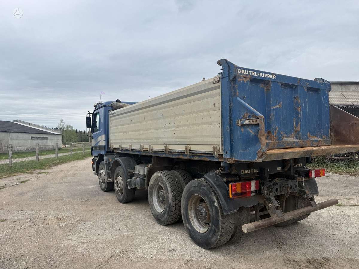 Mercedes-Benz Actros 3243 8x4, самосвалы