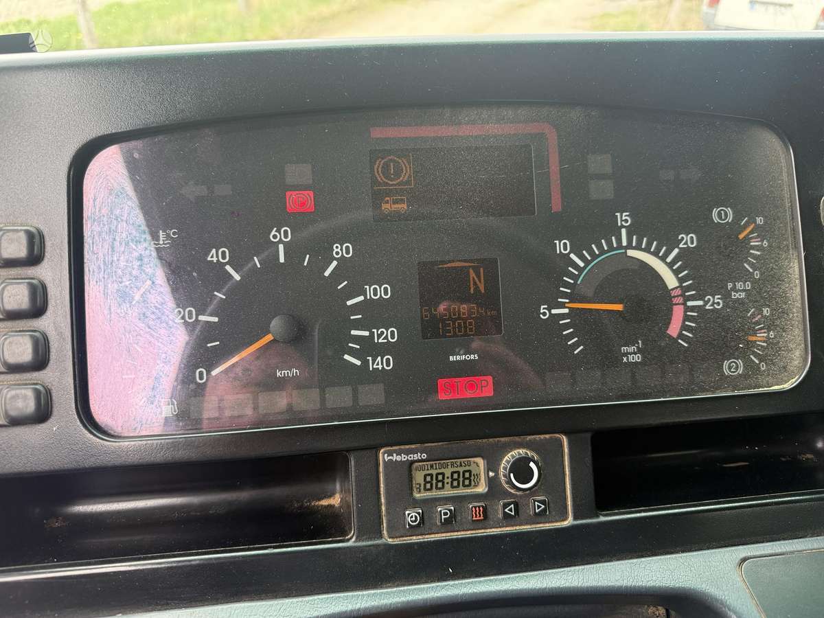 Mercedes-Benz Actros 3243 8x4, самосвалы