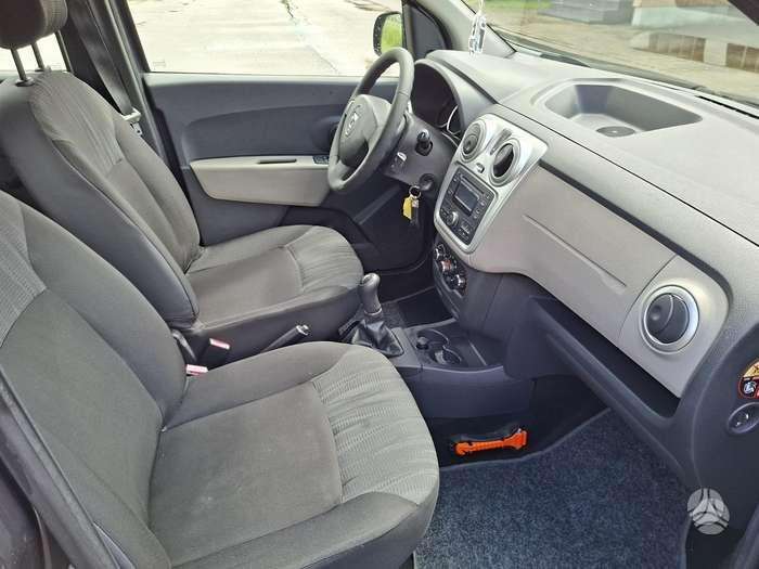 Dacia Logan, 1.2 l., Универсал