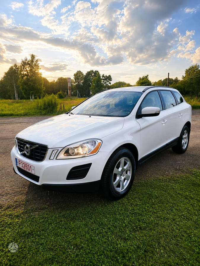 Volvo XC60, 2.4 l., mpv / minivan